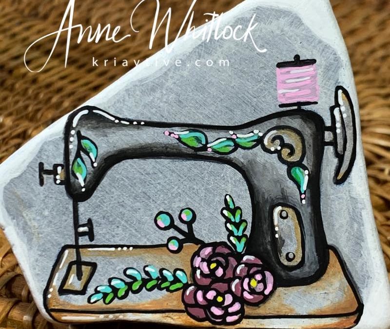 Antique Sewing Machine – Love from Anne